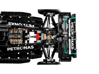 Mercedes-AMG F1 W14 E Performance Sets